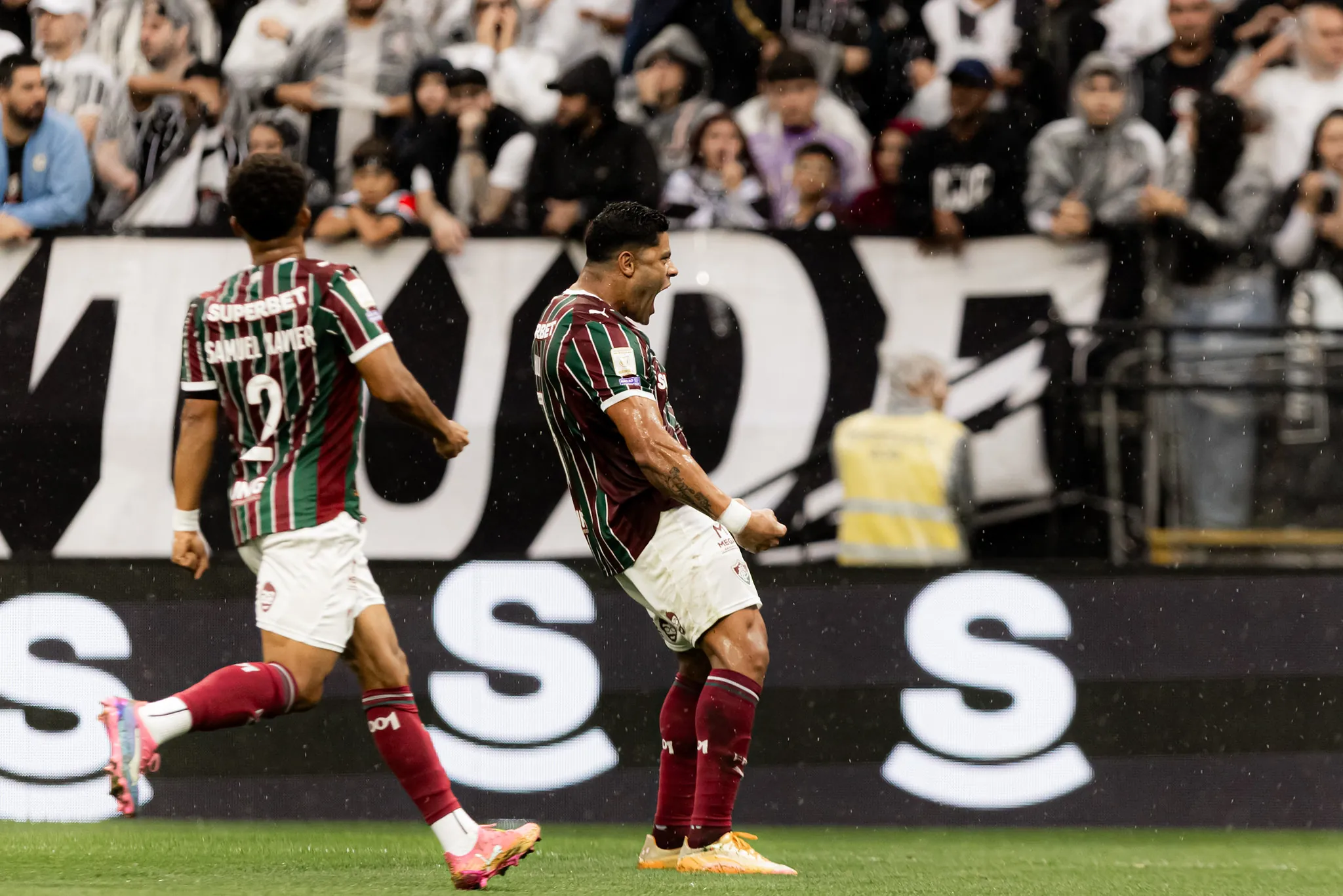 CEO do Atlético-mg revela plano de aposentadoria para Hulk antes de acerto com Fluminense