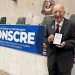 Claudio Carsughi, lenda do jornalismo automotivo, morre aos 93 anos