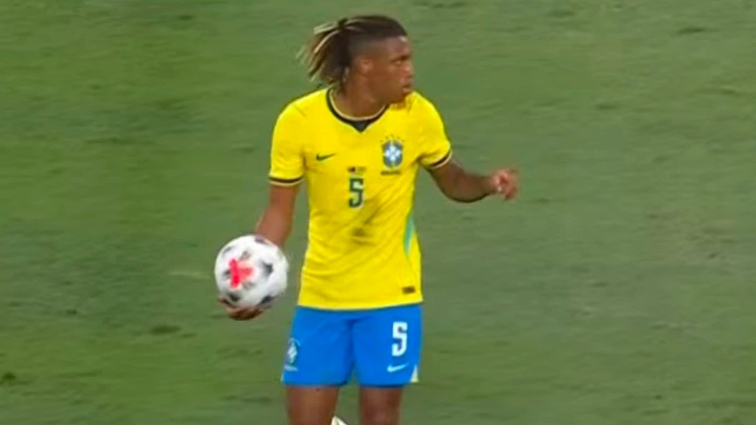 Com sete alterações na equipe para enfrentar a Austrália, Ancelotti preserva Danilo como titular