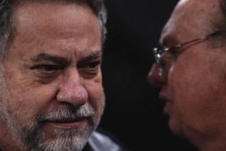 Conselho Deliberativo do São Paulo aprova a expulsão de Julio Casares