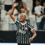 Corinthians feminino busca manter hegemonia nacional em meio a turbulência política