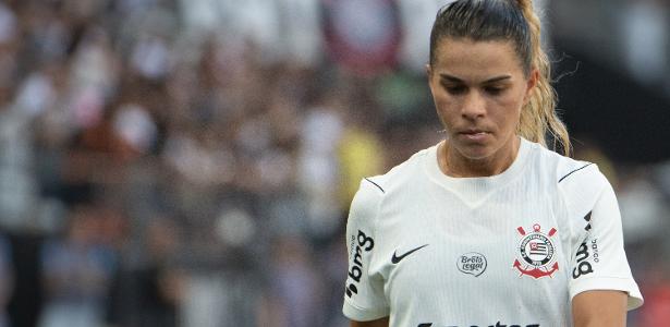 Corinthians sofre primeira derrota na Neo Química Arena e enfrenta protestos da torcida