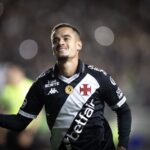 Coutinho revela frustração com ausência de contato do Vasco antes de acerto com o Santos