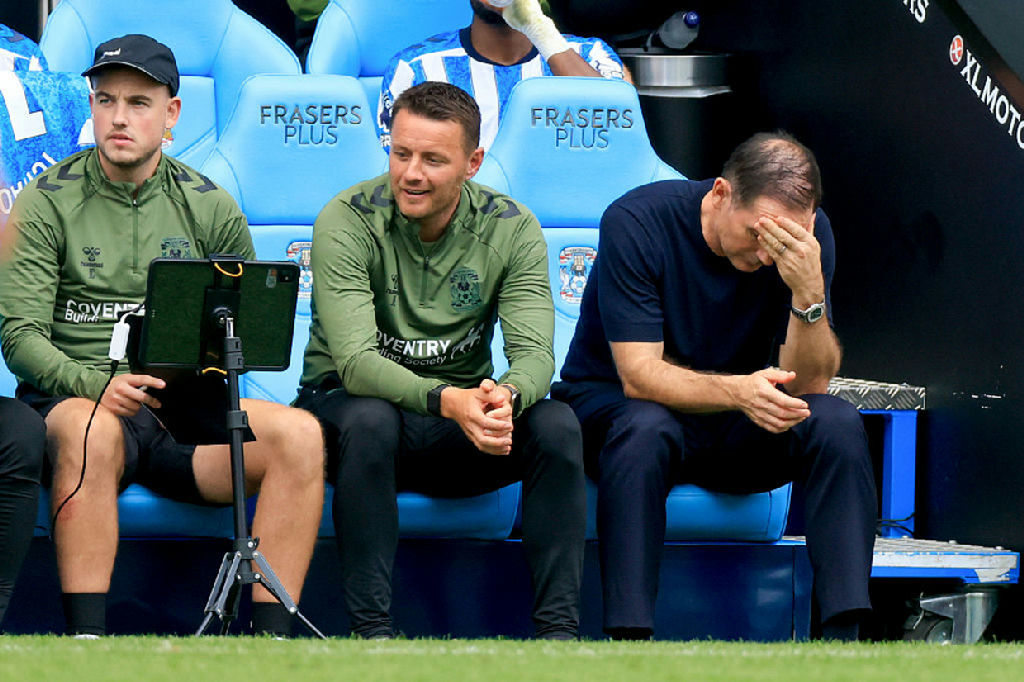Crise no Coventry City: início desastroso na Premier League após alto investimento
