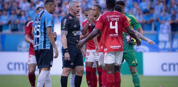 Crise no futebol gaúcho coloca Grêmio e Internacional sob ameaça de rebaixamento