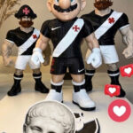 Cultura pop e futebol se unem em boneco 3D personalizado do Vasco
