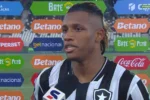 Danilo brilha com dois gols e Botafogo encerra jejum no Brasileirão