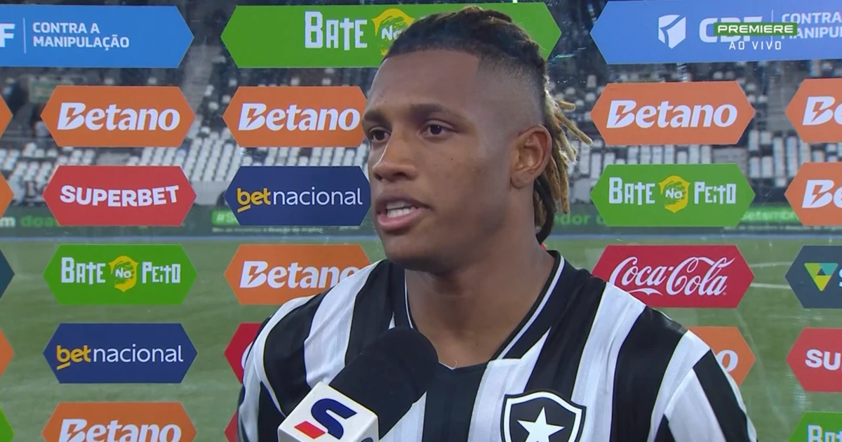 Danilo brilha com dois gols e Botafogo encerra jejum no Brasileirão