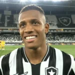 Danilo celebra fase artilheira e retorno à Seleção Brasileira após vitória do Botafogo