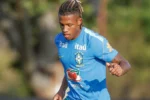 Danilo inicia preparação com a Seleção Brasileira em Brisbane