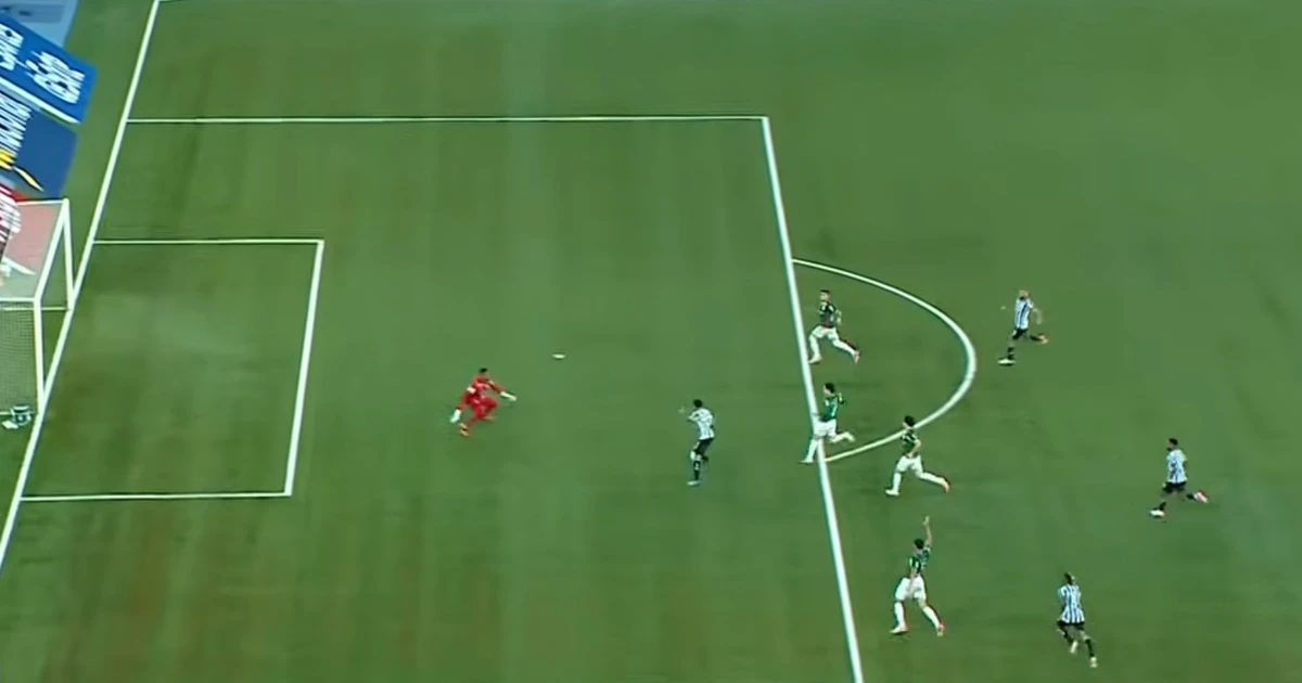 Denilson analisa lance perdido por Lucas Villalba em empate do Botafogo