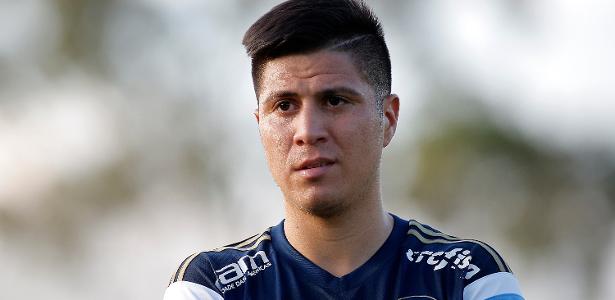Depressão e superação na trajetória do atacante Jonatan Cristaldo