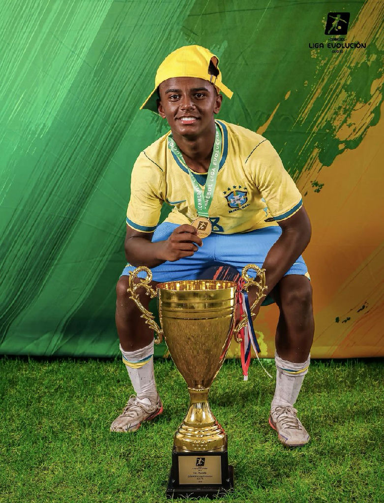Diego Bento conquista título da Liga Evolución com a Seleção Brasileira Sub-15