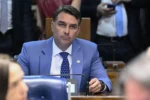 Documentos revelam gastos de ex-sócio com Flávio Bolsonaro e suposto lobby no STF