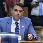 Documentos revelam gastos de ex-sócio com Flávio Bolsonaro e suposto lobby no STF