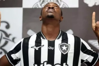 Domingos Andrade busca espaço no Botafogo sob o comando de Tite