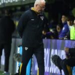 Dorival Júnior aponta falha defensiva e convoca torcida do São Paulo para decisão