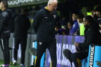 Dorival Júnior aponta falha defensiva e convoca torcida do São Paulo para decisão