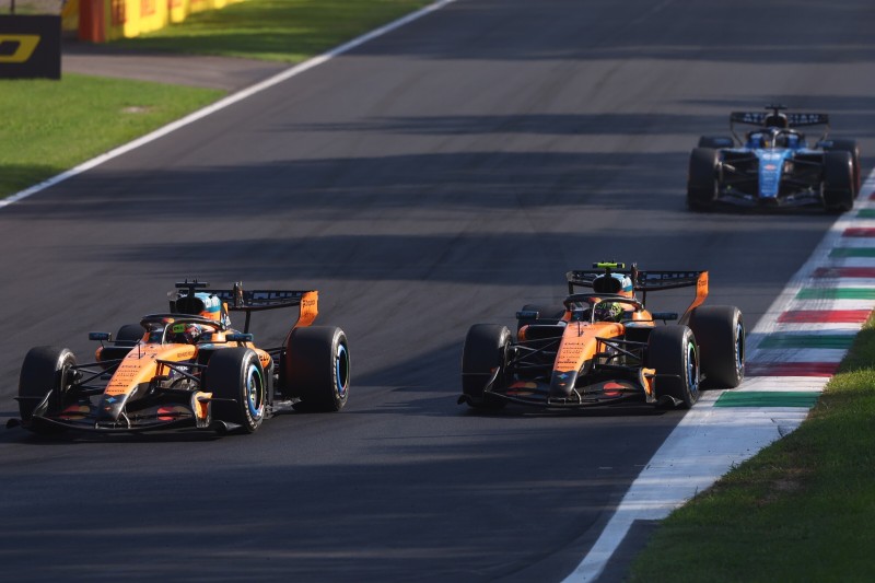 Duelo interno na Mclaren custou pódio em Monza durante GP da Itália