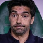 Elenco curto do Palmeiras gera preocupação e pressão sobre Abel Ferreira