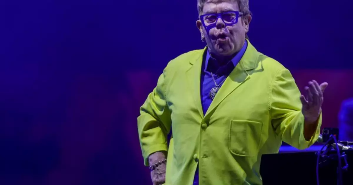 Elton John retorna aos palcos em apresentação histórica no Rock in Rio 2026