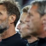 Estreia de Jürgen Klopp em casa vira alvo de jornais alemães após revés para a Grécia