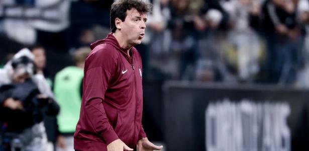 Estudiantes e Corinthians duelam pela Libertadores com transmissão ao vivo