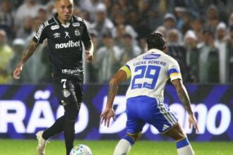 Everton Cebolinha celebra estreia pelo Santos e projeta evolução na temporada