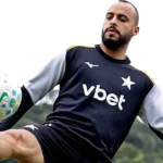 Expectativa por recuperação de Arthur Cabral sob comando de Tite no Botafogo
