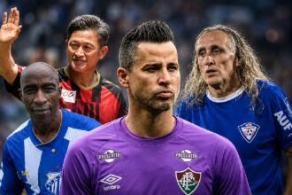 Fábio desafia a longevidade no futebol ao completar 46 anos como titular