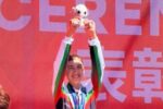 Fariba Hashimi conquista prata no ciclismo após superar barreiras no Afeganistão