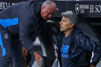 Felipão critica arbitragem após derrota do Grêmio para o Botafogo