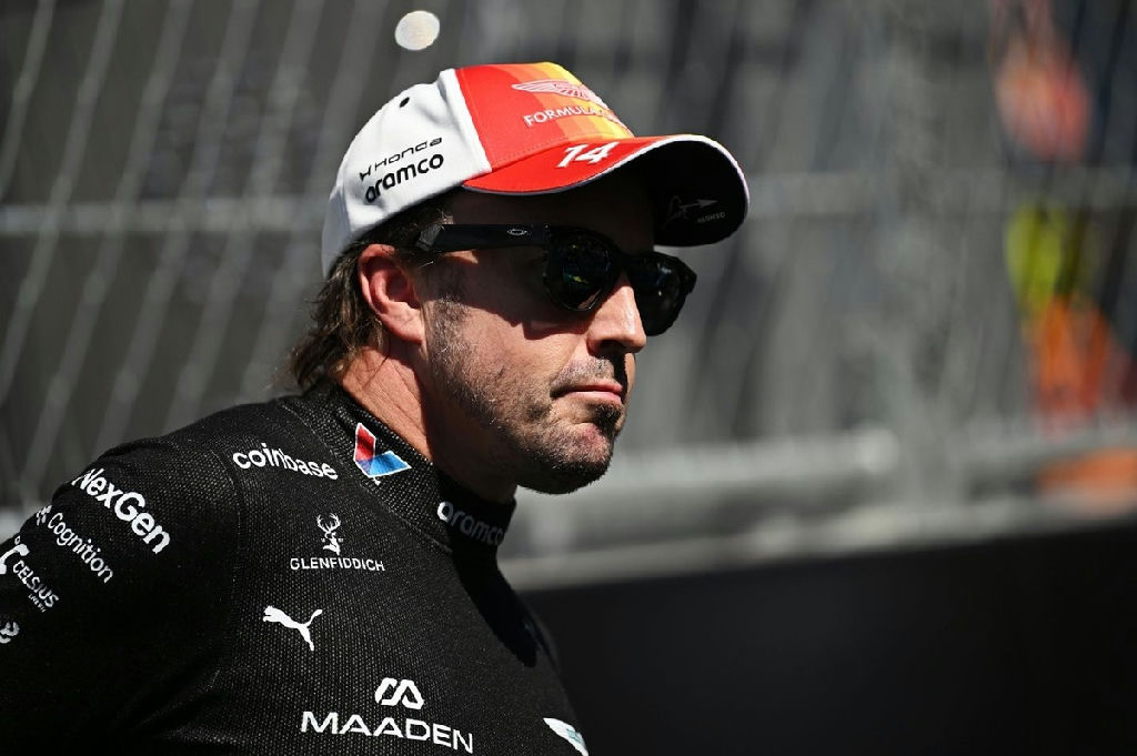 Fernando Alonso avalia aposentadoria da Fórmula 1 para focar no WEC em 2027