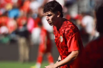 Ferraresi atua como titular em derrota da Venezuela para o Japão