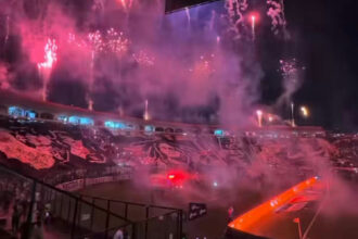 Festa da torcida do Vasco em São Januário marca duelo contra o Coritiba