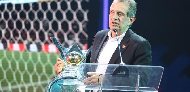 Flamengo critica nova regra de limite para estrangeiros no futebol brasileiro