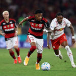 Flamengo e Red Bull Bragantino duelam em confronto decisivo com análise tática completa