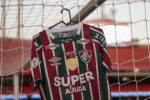 Fluminense alerta para prejuízo milionário com estoques de camisas após nova medida das bets