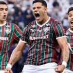 Fluminense domina Corinthians na Neo Química Arena e agrava crise alvinegra