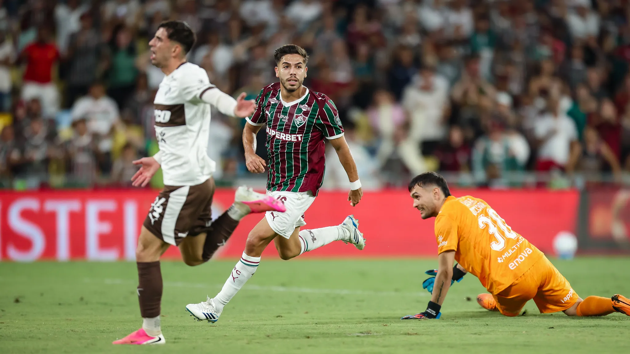 Fluminense vence Platense e abre vantagem na Libertadores com alerta de Marcão