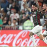 Fluminense vence Vasco no Maracanã com gol decisivo de Lucho Acosta