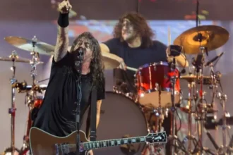 Foo Fighters encerra primeira noite do Rock in Rio 2026 com show histórico