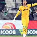 Gabriel Batista brilha no empate entre Botafogo e Palmeiras pelo Brasileirão