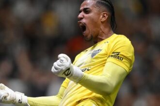 Gabriel Delfim brilha nos pênaltis e garante o Atlético-mg na semifinal da Sul-americana