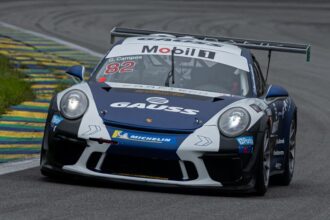 Gerson Campos garante pole position na Porsche Cup sob forte chuva em Interlagos