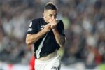 Gol de Bruno Duarte na estreia garante classificação do Vasco na Sul-americana