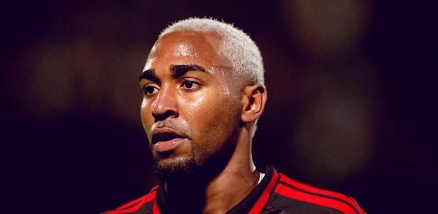 Gonzalo Plata retorna aos planos de Leonardo Jardim no Flamengo