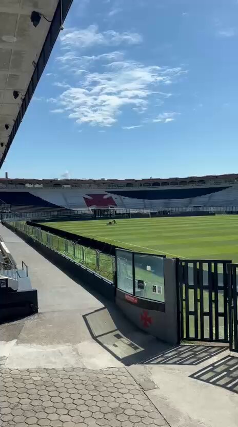 Gramado de São Januário apresenta recuperação visível em nova inspeção