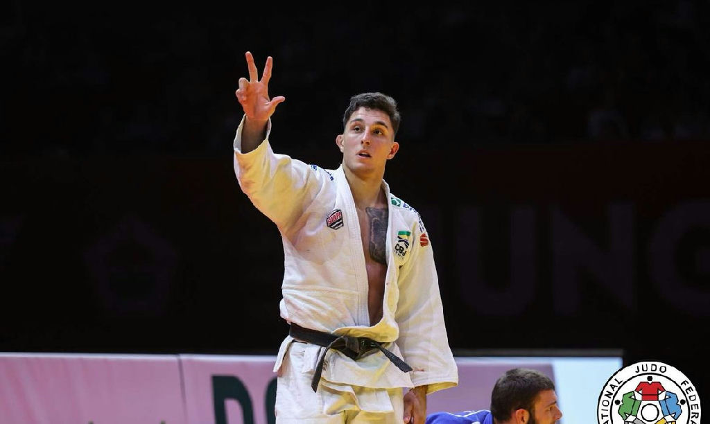 Guilherme Schimidt conquista ouro no Grand Slam de Budapeste e lidera pódios brasileiros