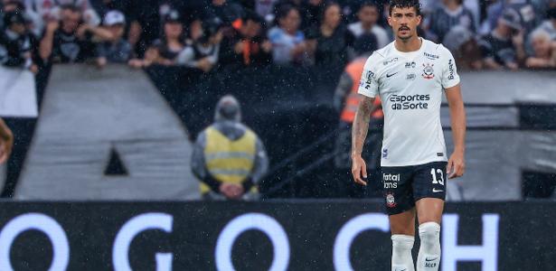 Gustavo Henrique defende trabalho de Diniz e convoca elenco do Corinthians para reação